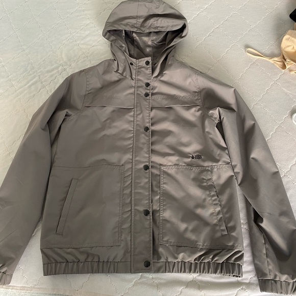 Volcom rain jacket - Picture 1 of 4
